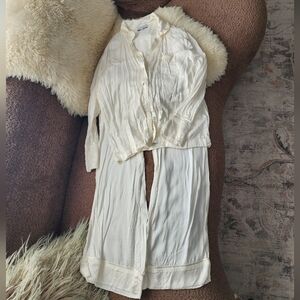 Verie By Valeria Lipovetsky Satiny Lounge Set